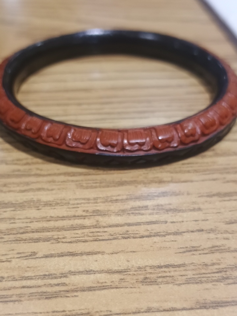Cinnabar Bangle - Picture 1 of 2